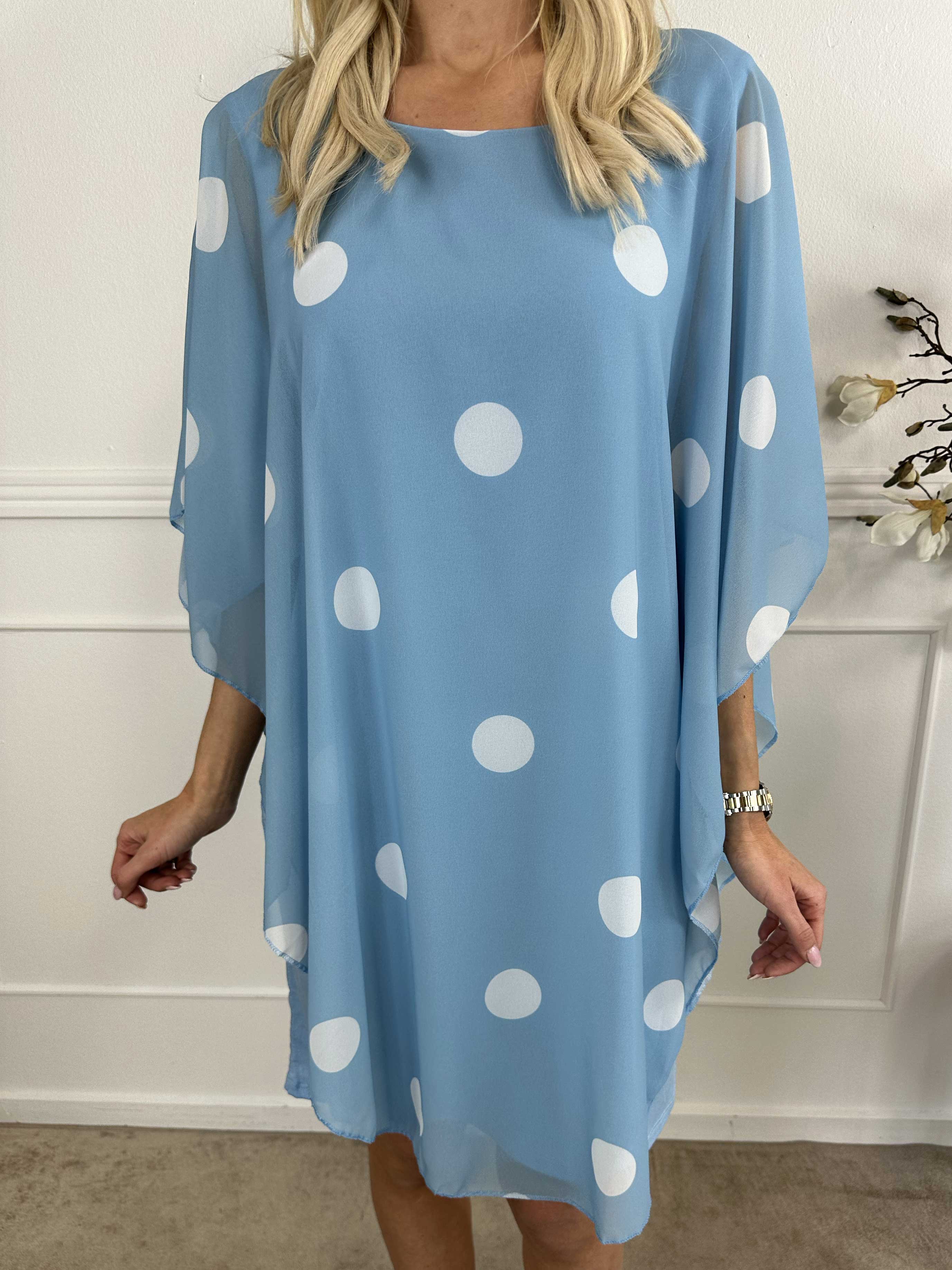 Kenya Dot - Tunikaklänning med prickigt chiffonglager